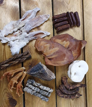 Load image into Gallery viewer, Bitzer&#39;s Natural Treat Hamper
